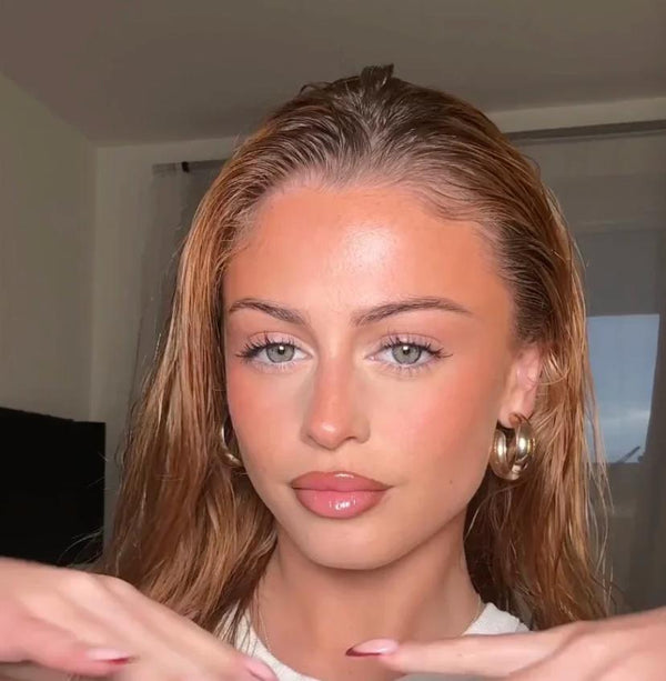 Charlotte, 28